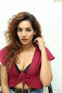 Aditi Tiwari