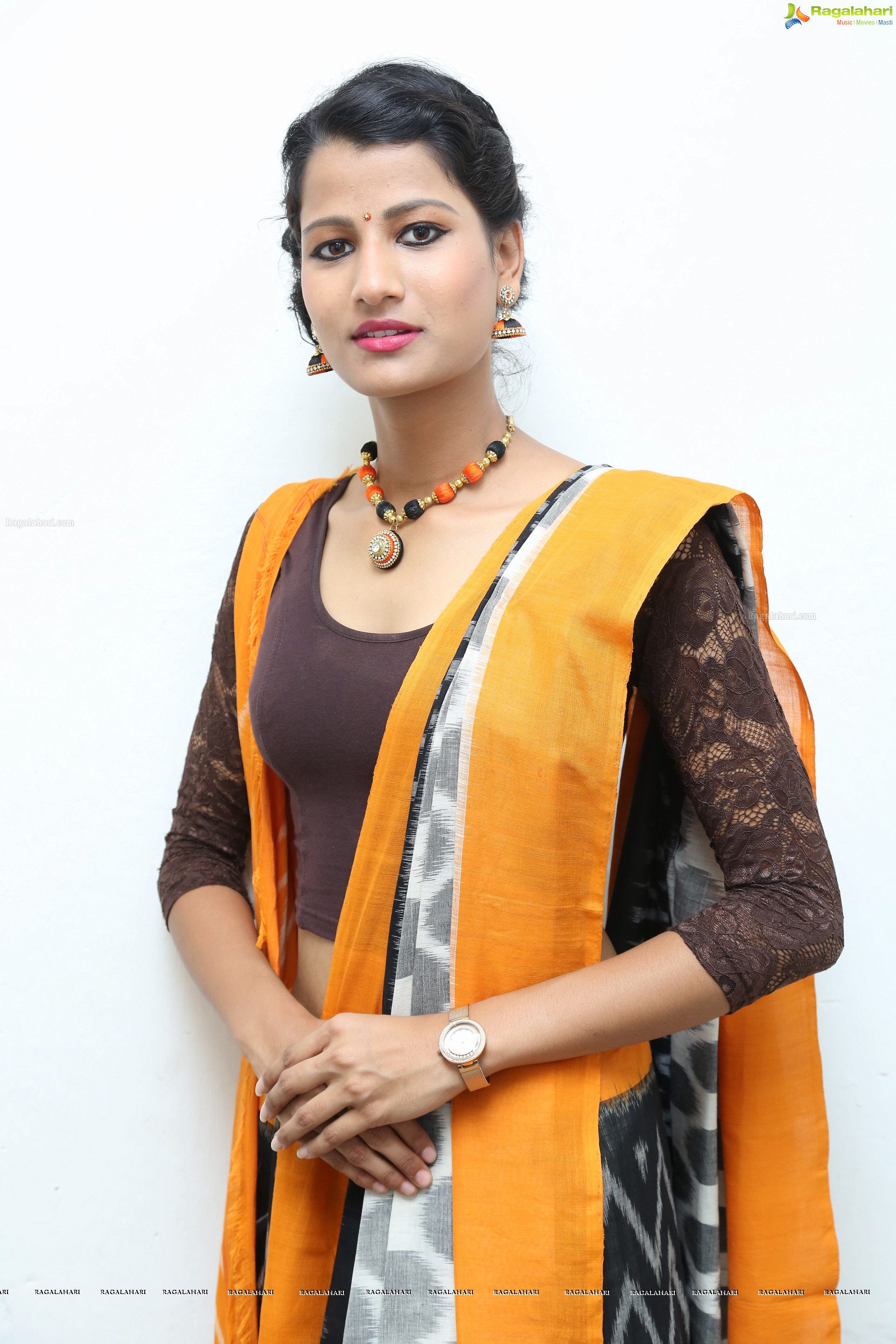 Amita Behara at Silk & Cotton Expo Curtain Raiser  (High Definition)