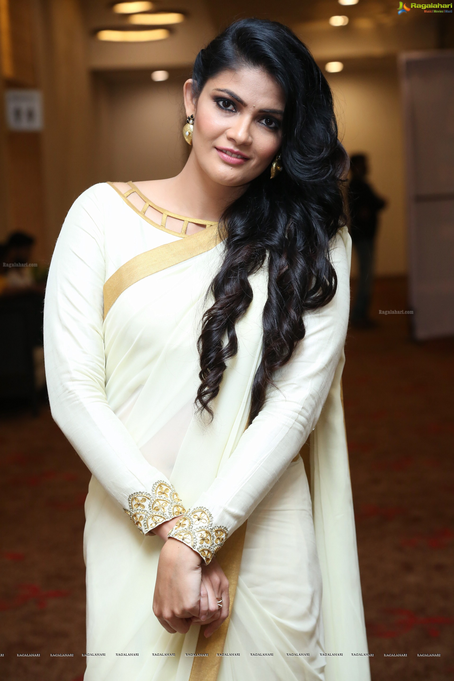 Kalpika Ganesh at SIIMA 7th Edition Curtain Raiser and Short Film Awards (High Definition Photos)