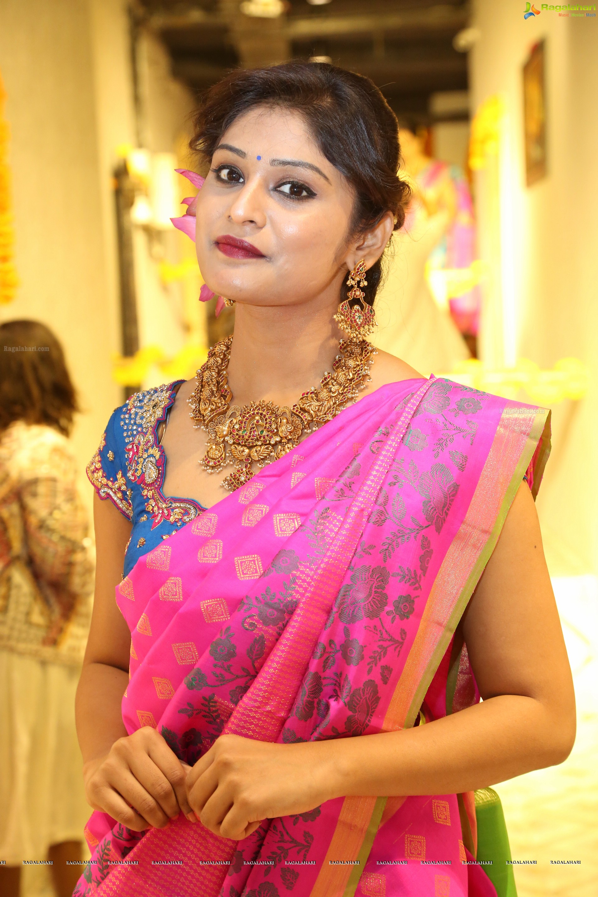 Mona at Mugdha Store Launch (High Definition Photos)