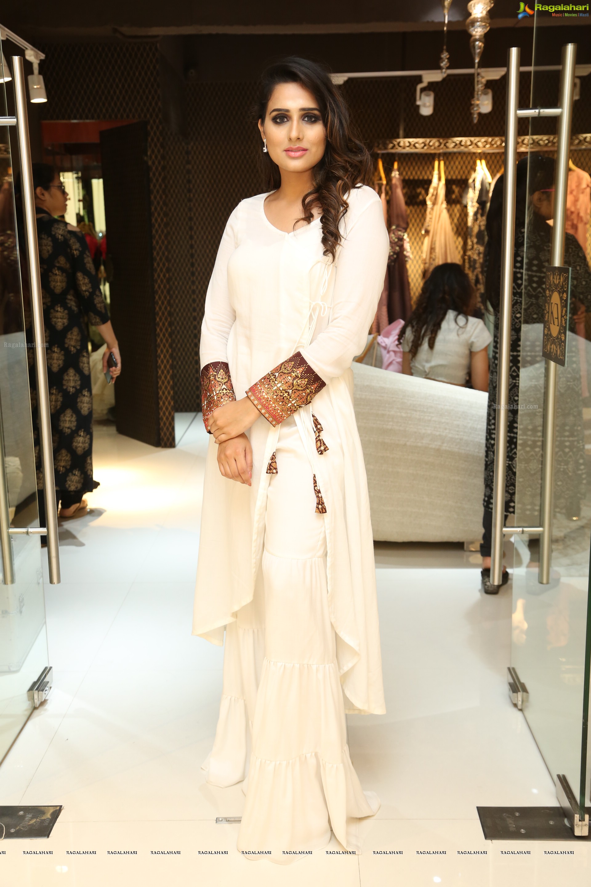 Nikitha Chaturvedi at Kavita Agarwal Designer Studio (High Definition Photos)