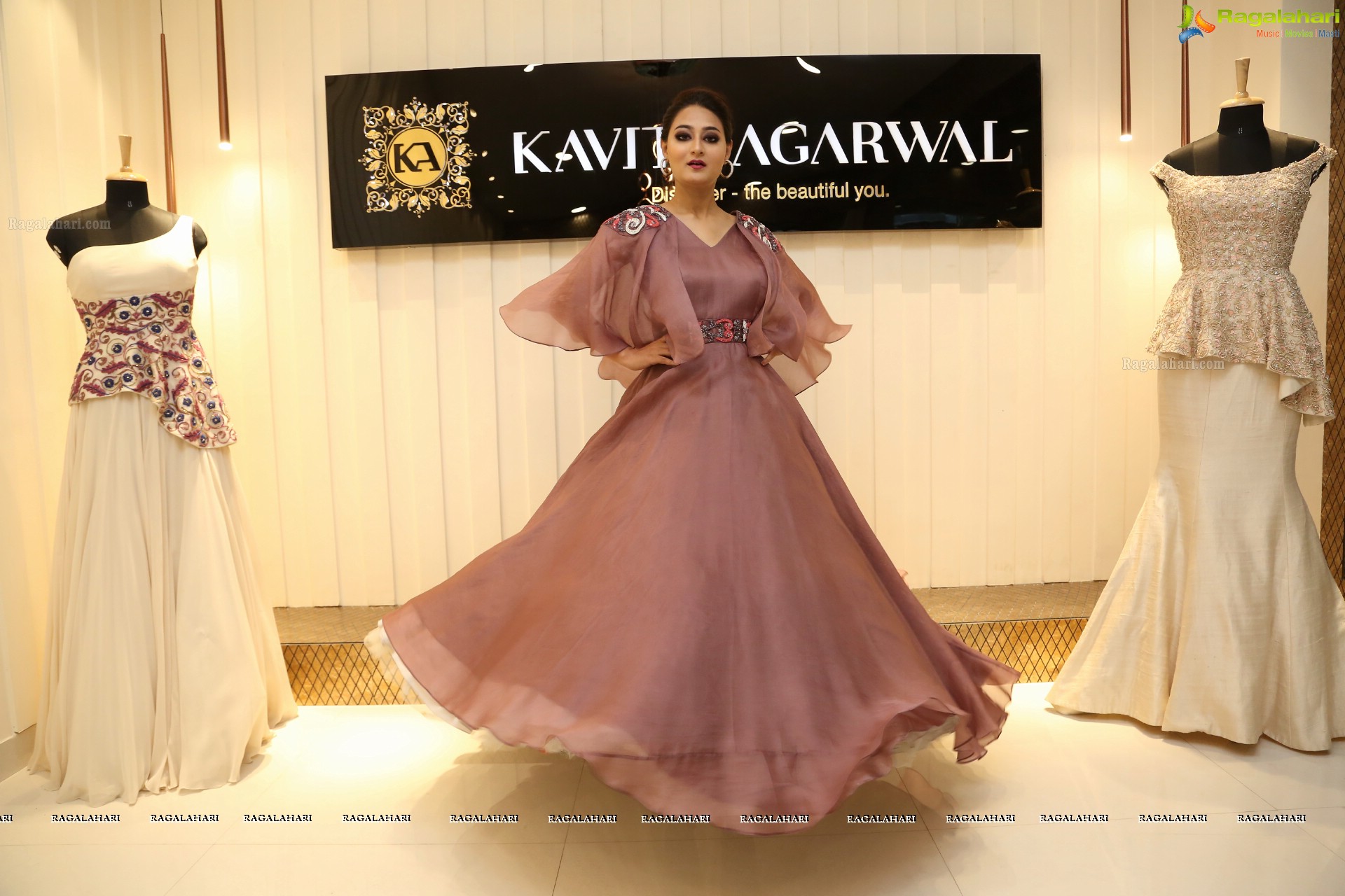 Nilofer Haidry at Kavita Agarwal Designer Studio (High Definition Photos)