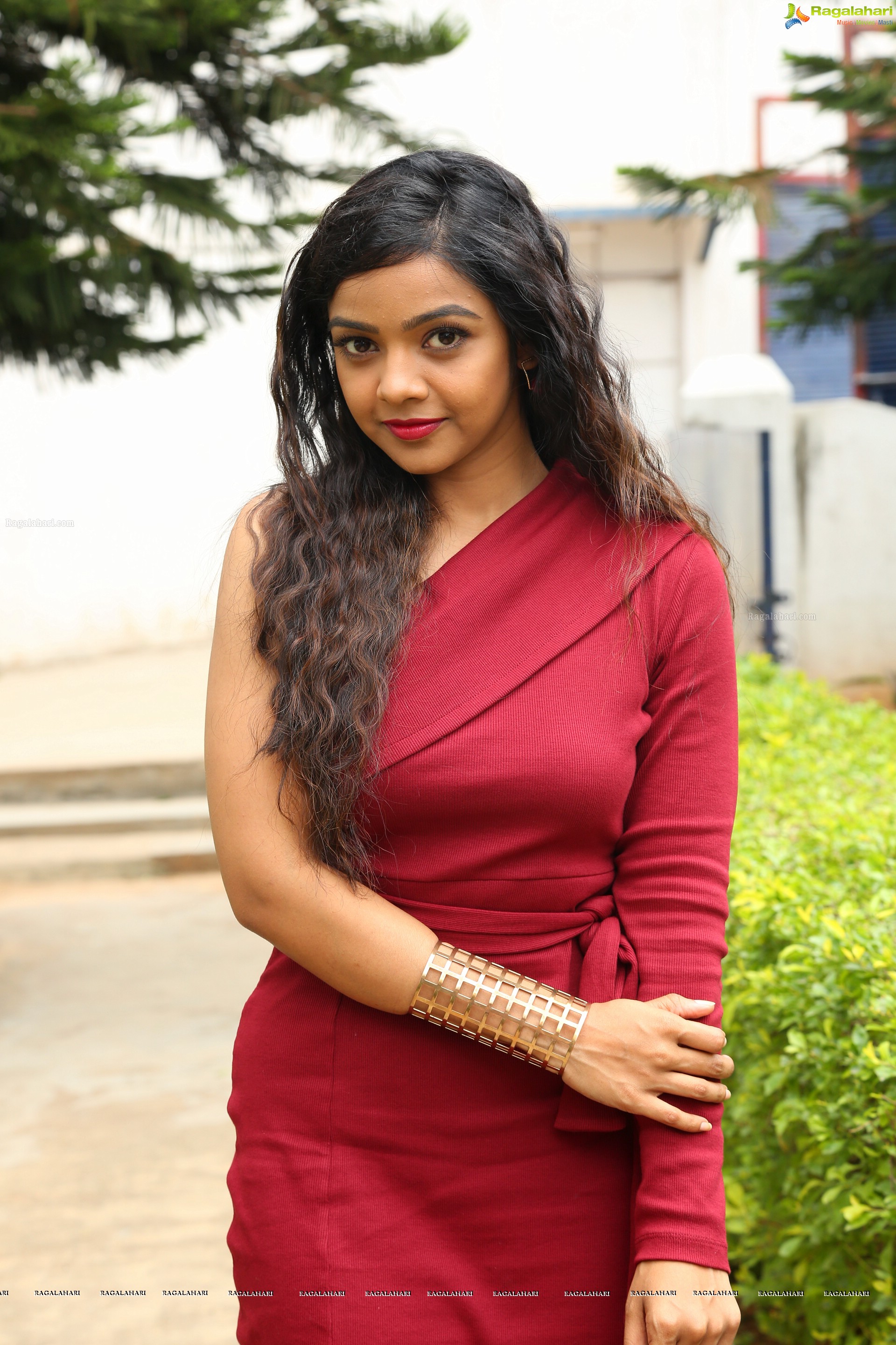 Nithya Shetty at IKAT Art Mela (High Definition Photos)