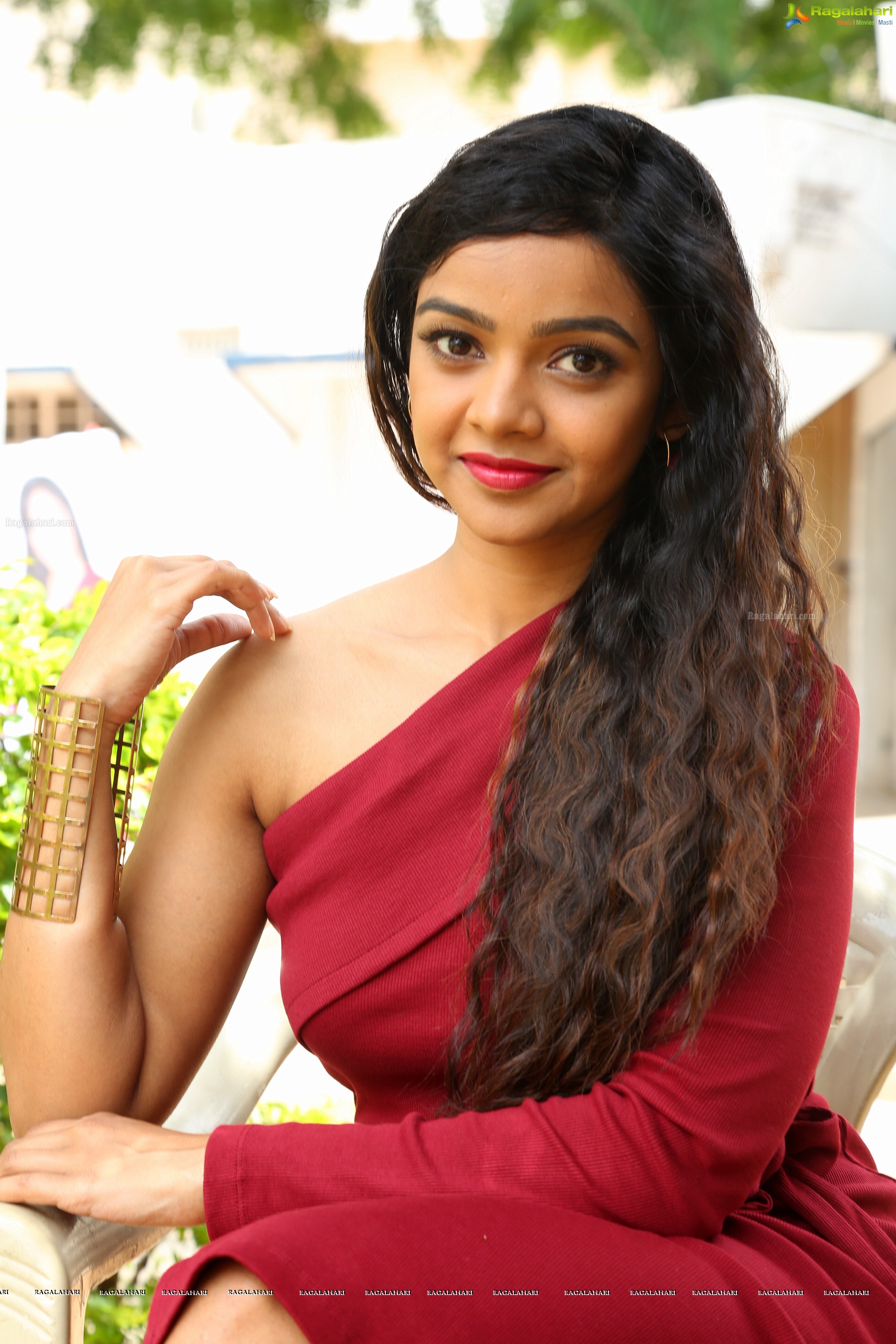 Nithya Shetty at IKAT Art Mela (High Definition Photos)