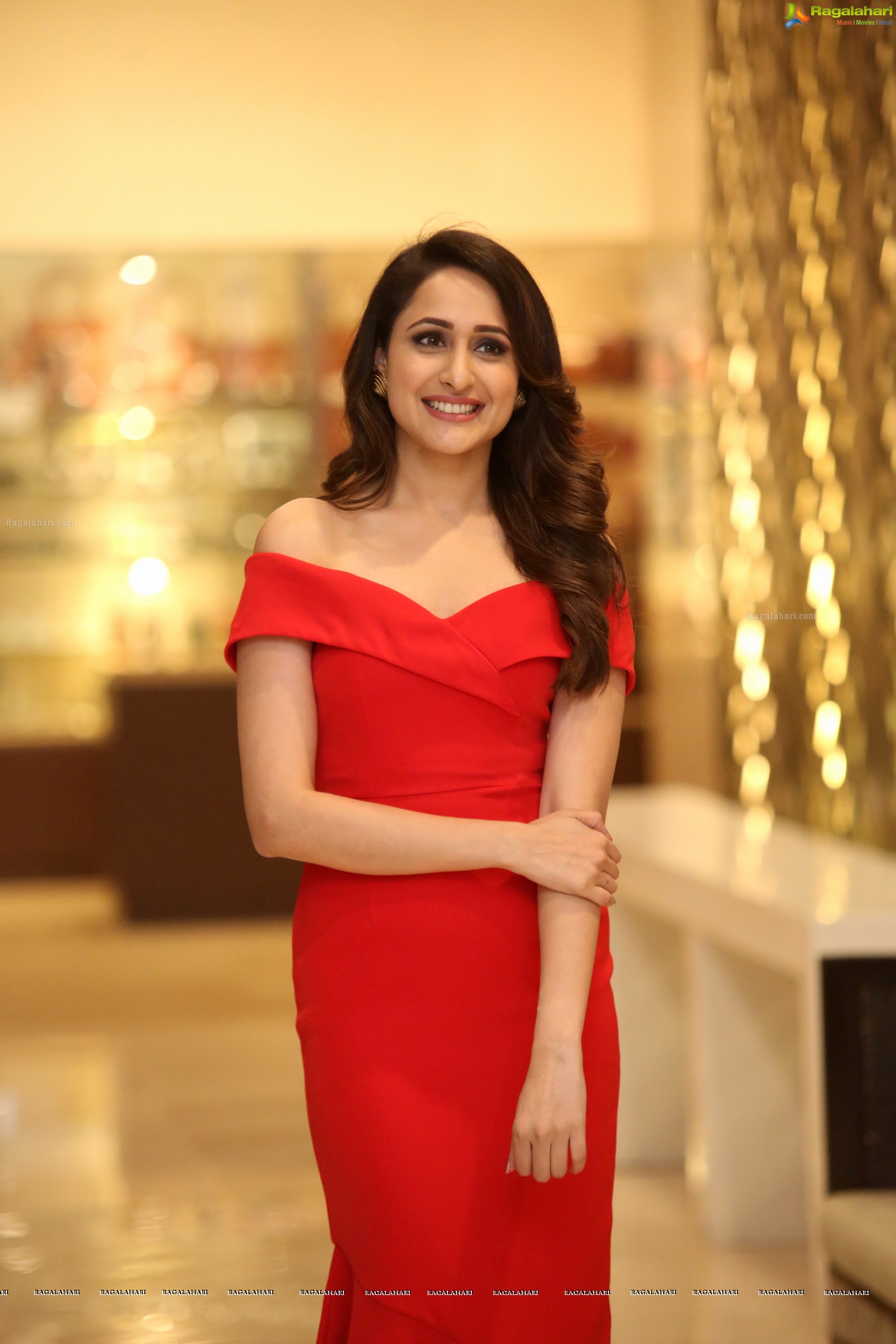 Pragya Jaiswal at SIIMA 7th Edition Curtain Raiser and Short Film Awards (High Definition Photos)