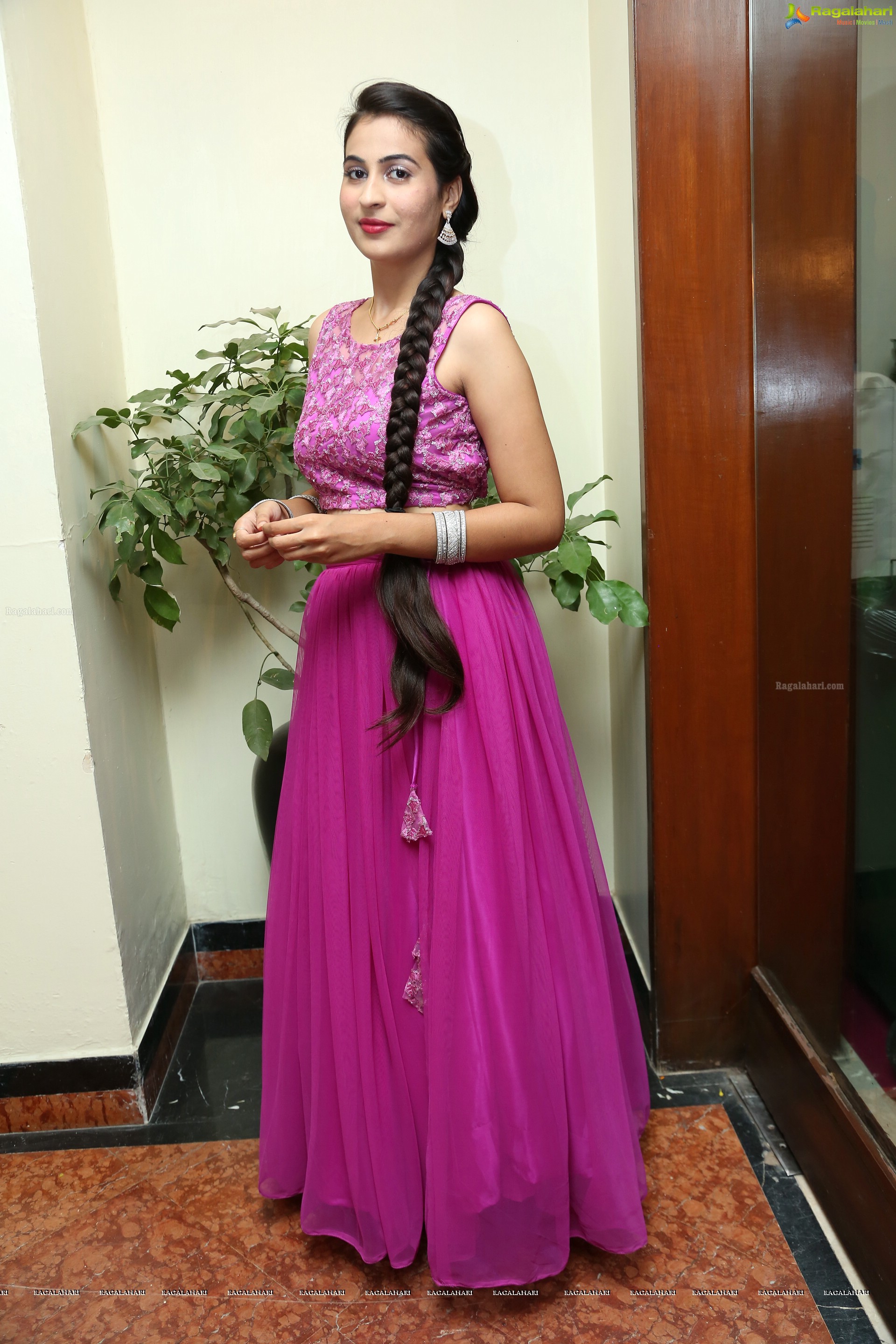 Priya Chowdary at Trendz Exhibition (High Definition Photos)