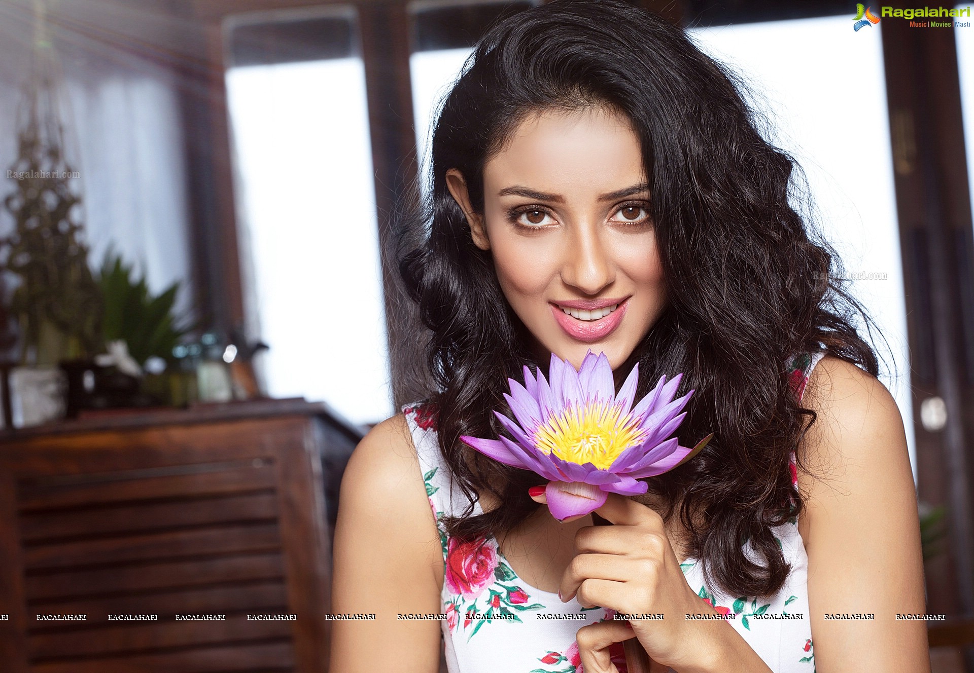 Riya Suman Photoshoot