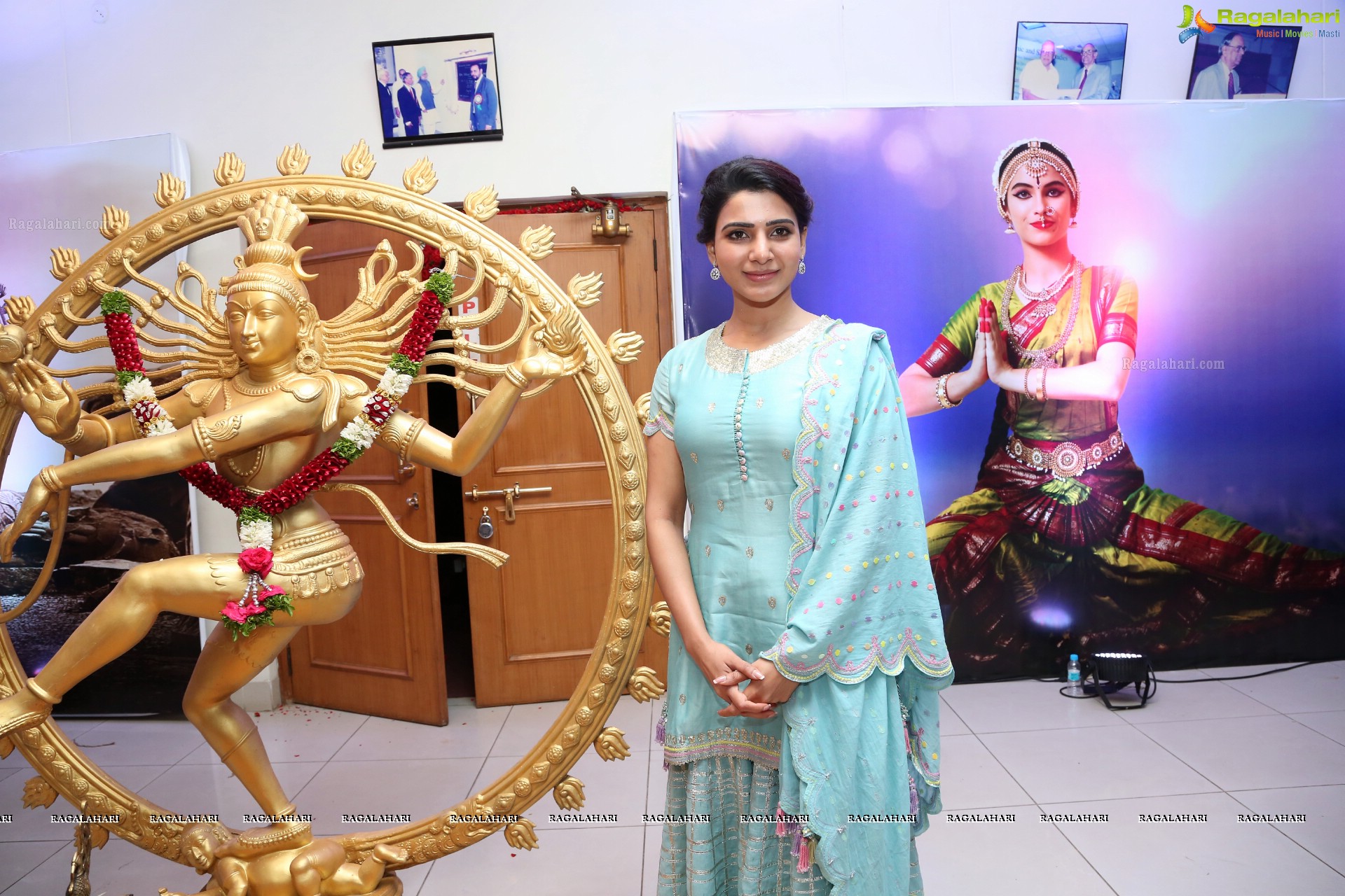 Samantha Akkineni at Divya Solo Bharatanatyam Performance, HD Gallery