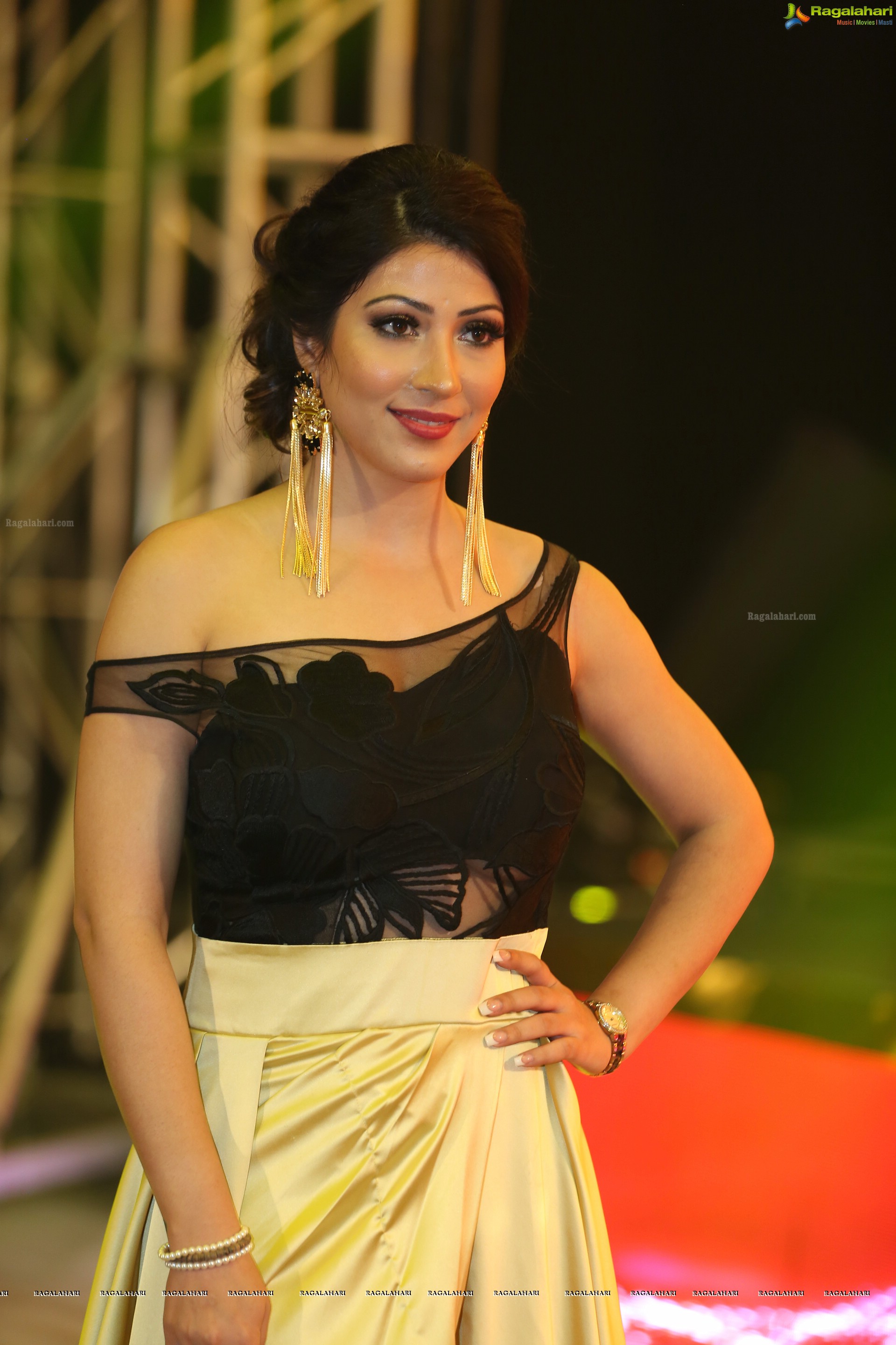 Shivani Sen at TCEI Event Excellence Awards 2018 (High Definition Photos)