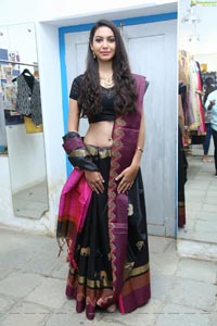 Simran Saniya at Silk & Cotton Expo Curtain Raiser