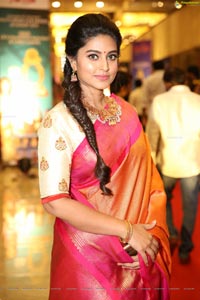 Suhasini Rajaram