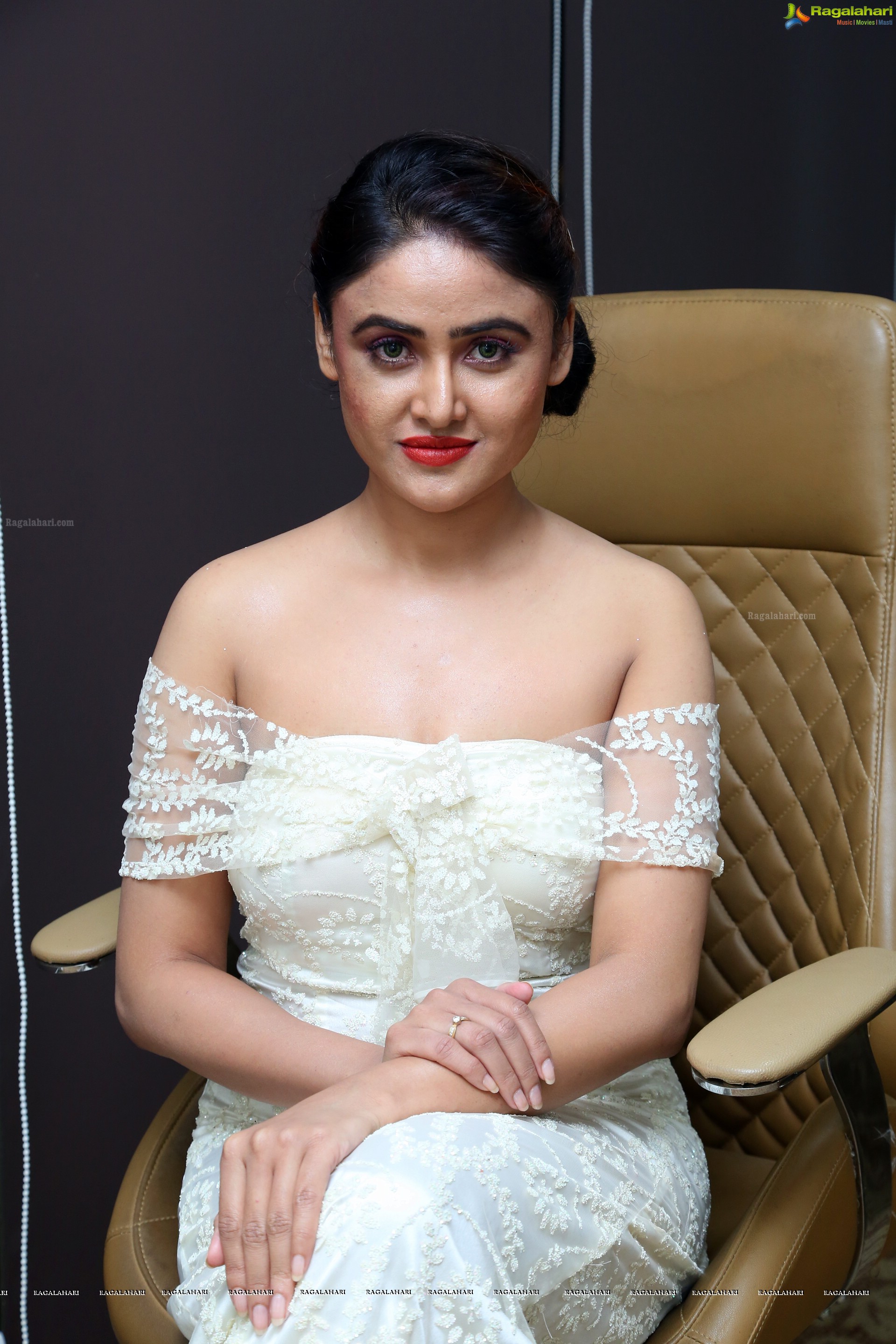 Sony Charishta at Golden Stars Success Meet (High Definition)