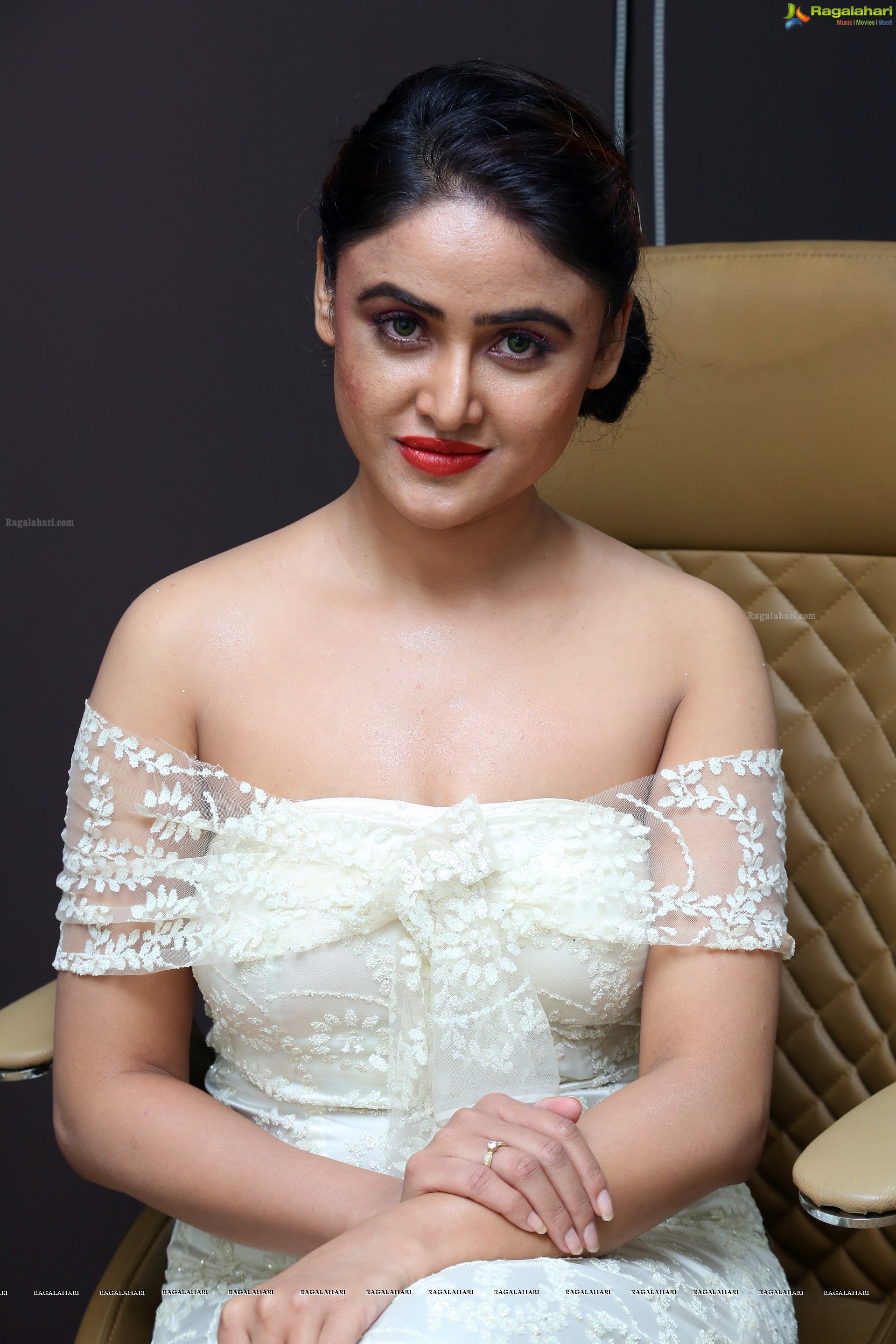 Sony Charishta at Golden Stars Success Meet (High Definition)