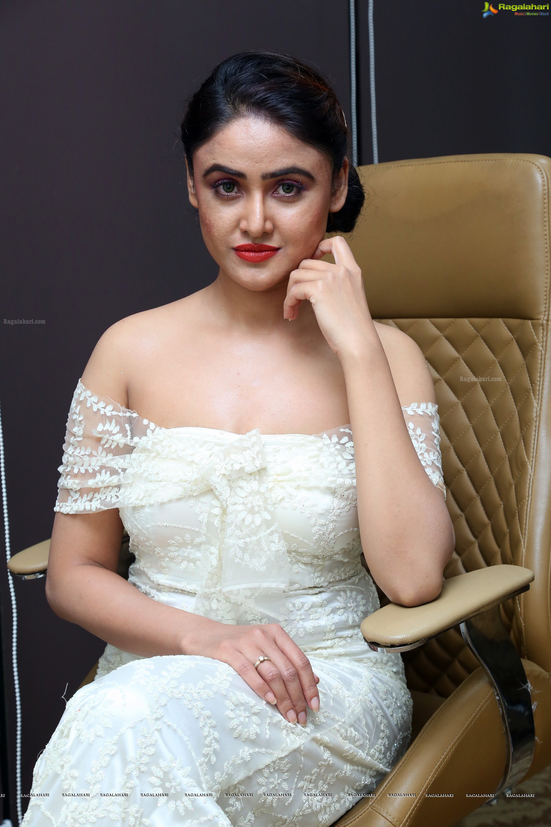 Sony Charishta at Golden Stars Success Meet (High Definition)