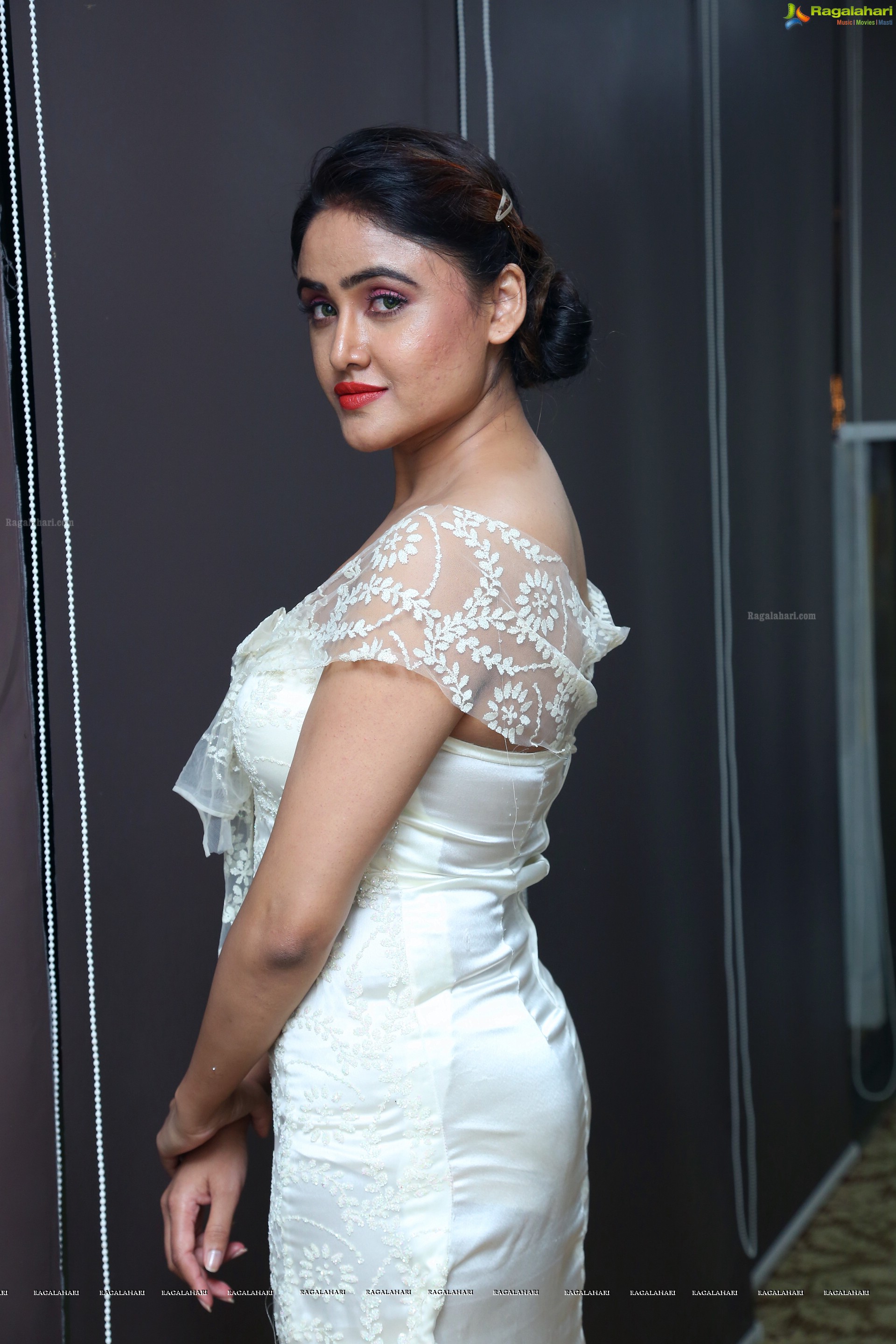 Sony Charishta at Golden Stars Success Meet (High Definition)