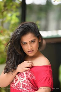 Anusha Parada Heroine