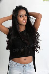 Bharathi Parlli Heroine