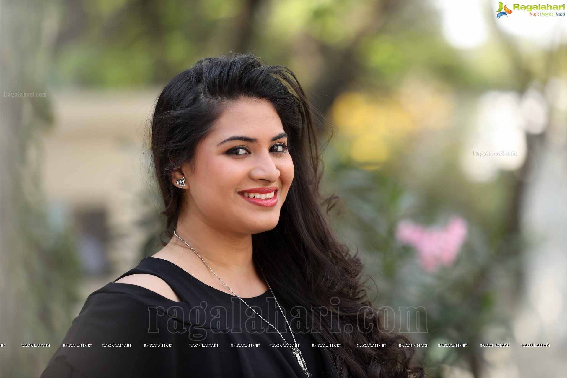 Megnna Kumar (Exclusive Photo Shoot) (High Definition Photos)