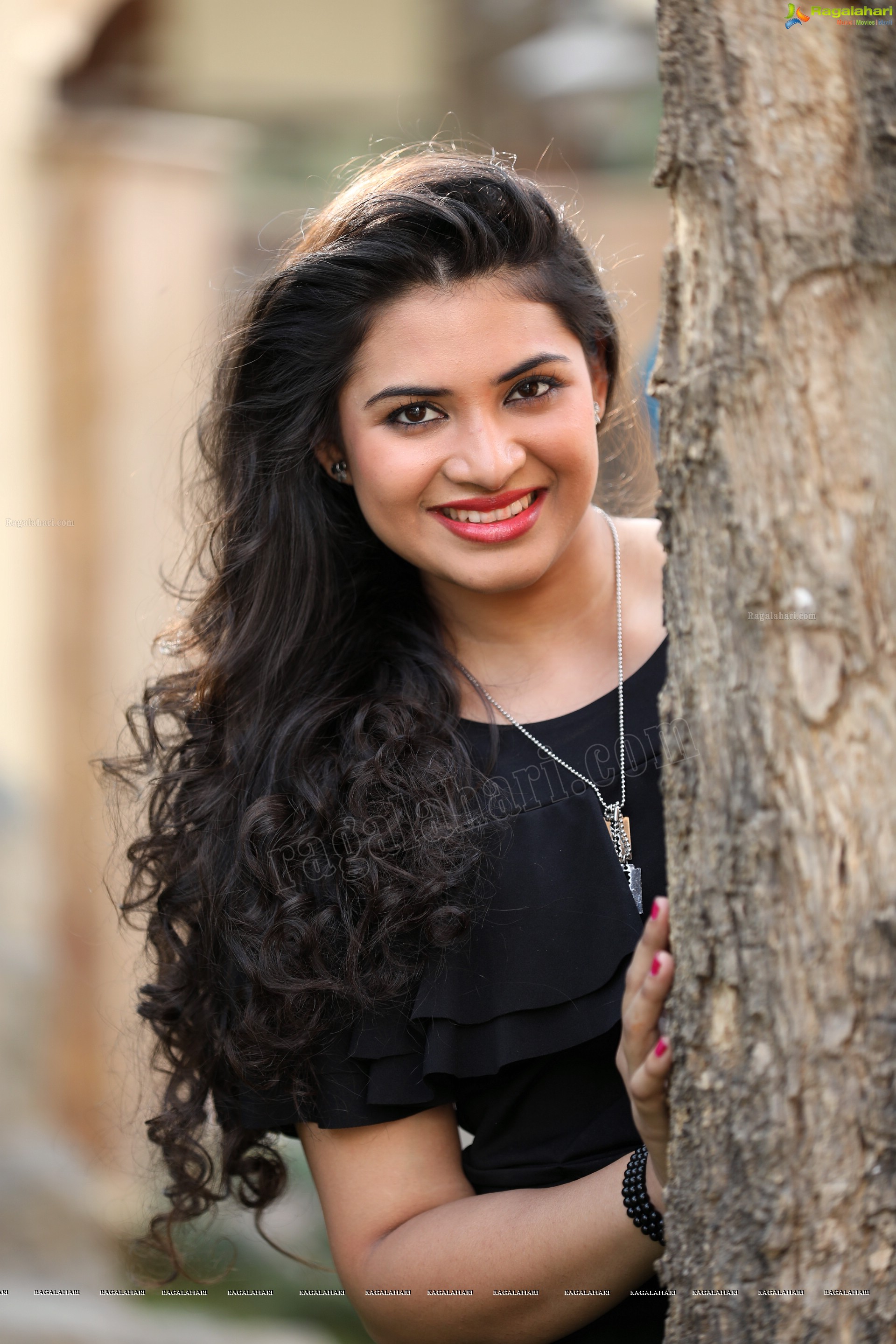 Megnna Kumar (Exclusive Photo Shoot) (High Definition Photos)