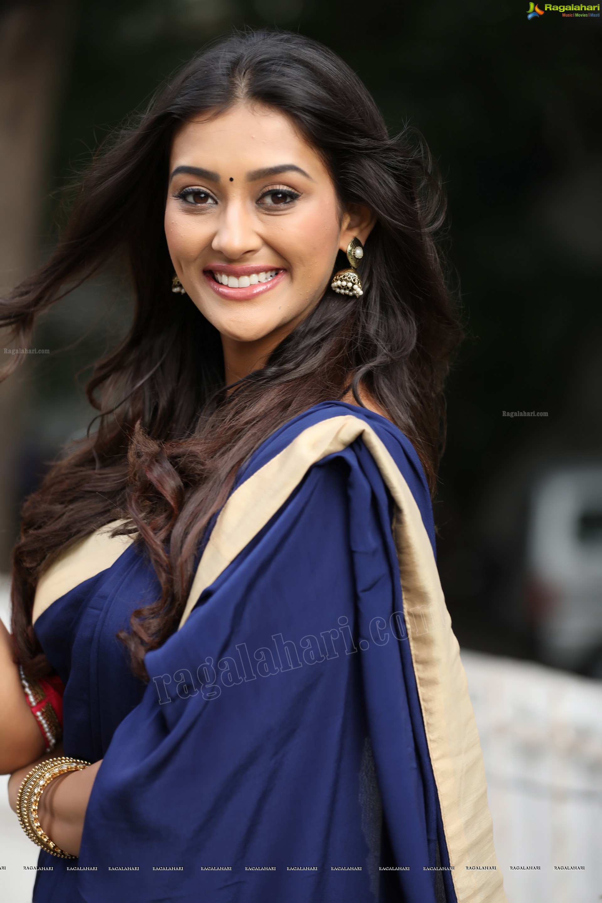 Pooja Jhaveri (Exclusive Photoshoot) (High Definition)