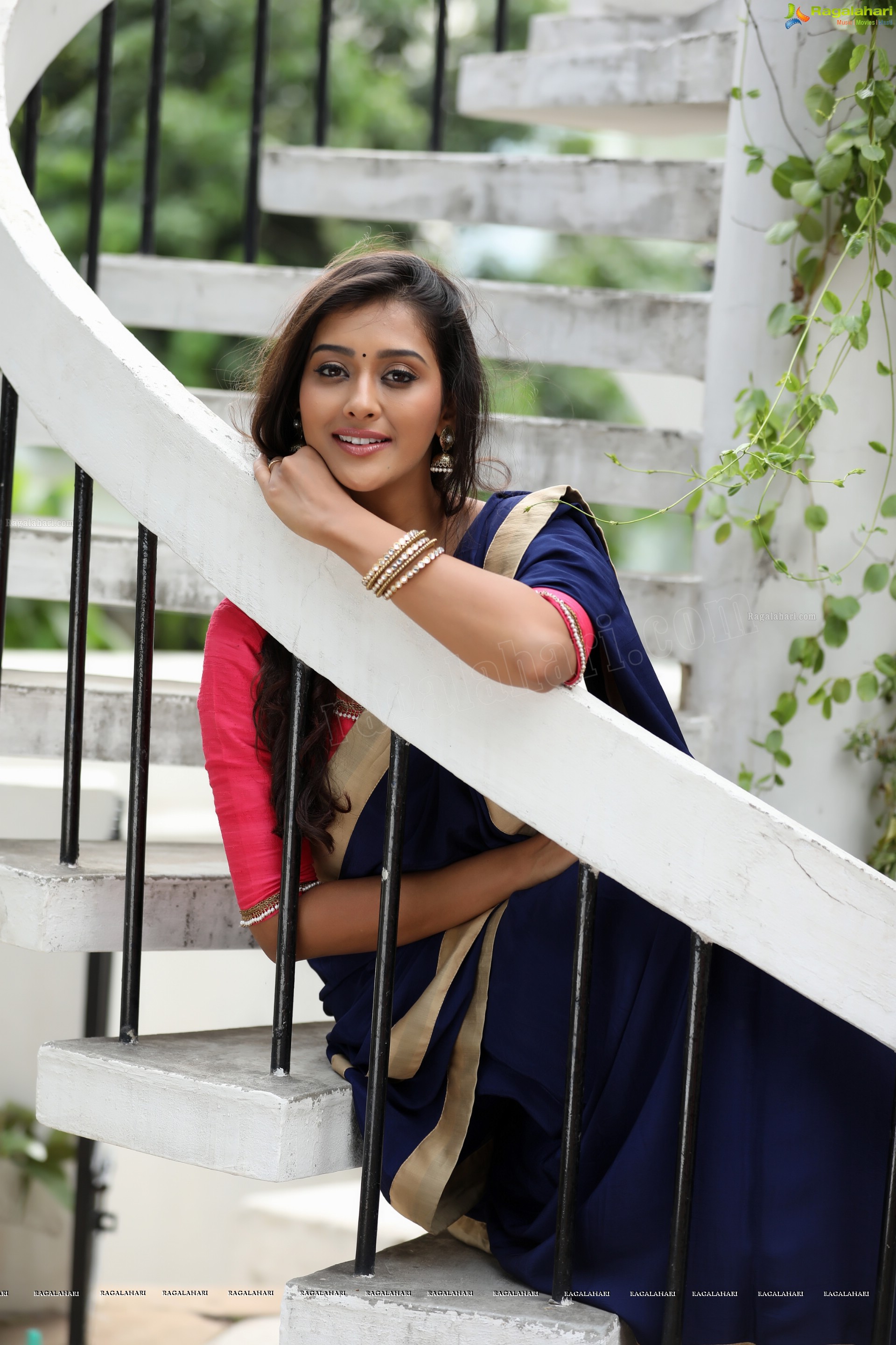 Pooja Jhaveri (Exclusive Photoshoot) (High Definition)