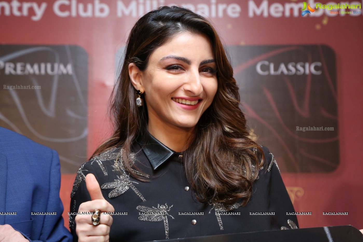 Soha Ali Khan at Millionaires Club Launch by Country Club (High Resolution Photo)