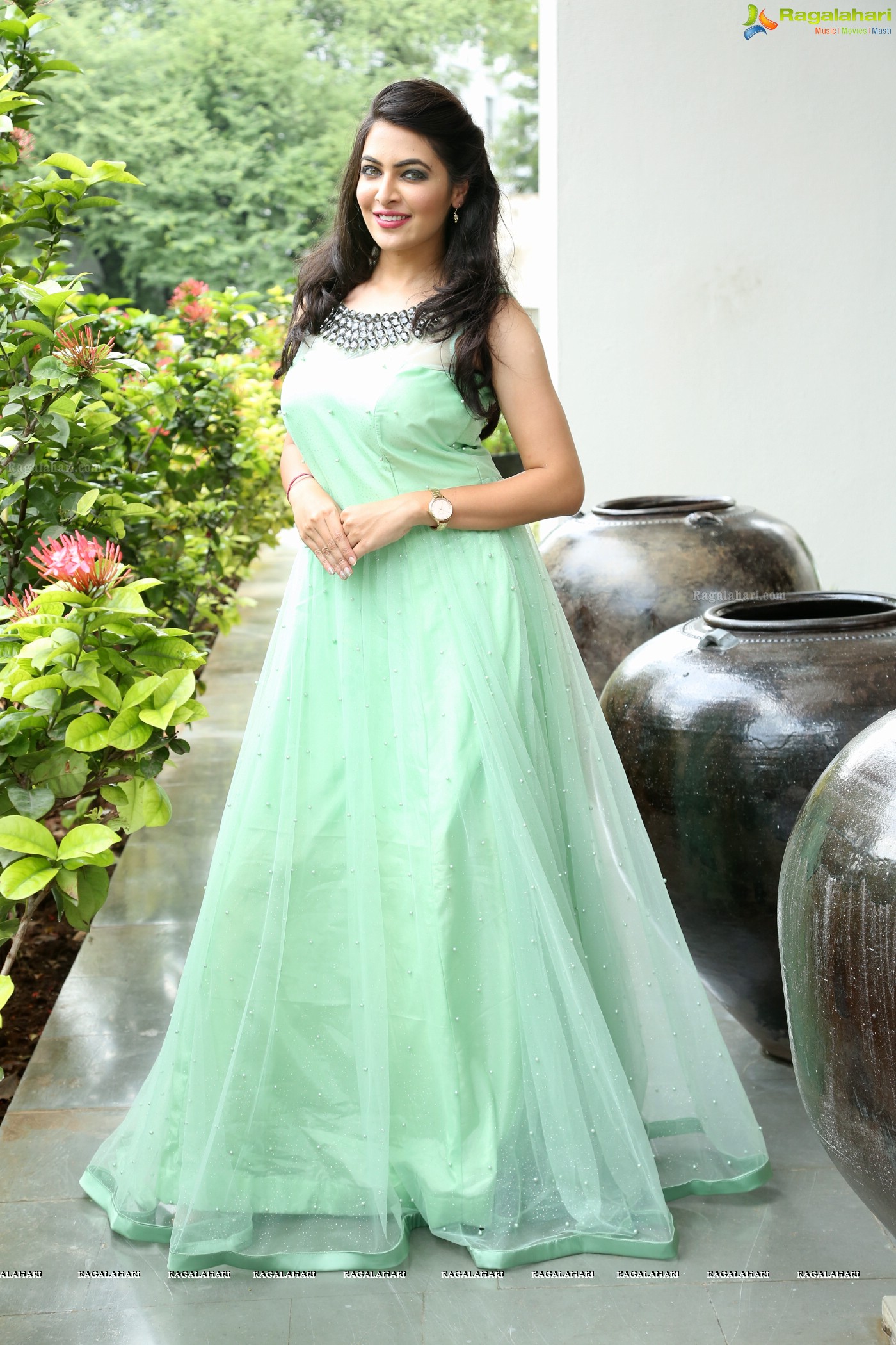 Supraja Reddy (Posters) at Sutraa Fashion Exhibition Curtain Raiser