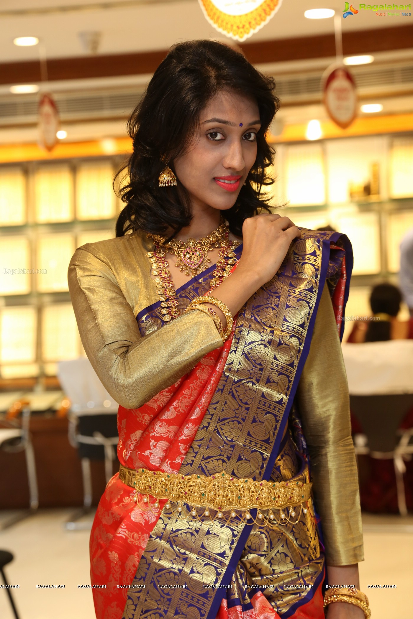 Veena Vemula at Chandana Brothers Independence Special Bridal Collection Fashion Show (High Resolution Photos)