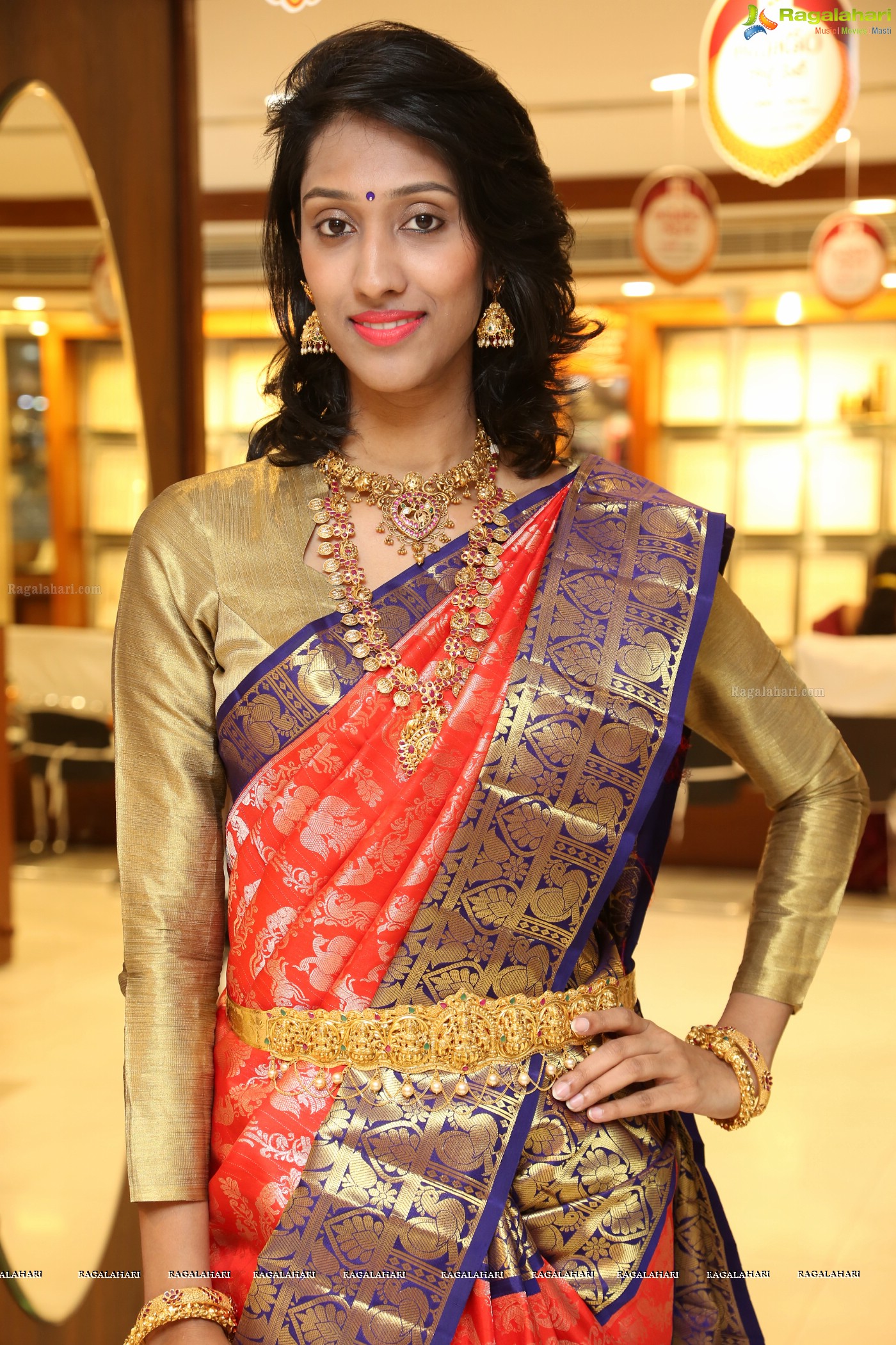 Veena Vemula at Chandana Brothers Independence Special Bridal Collection Fashion Show (High Resolution Photos)