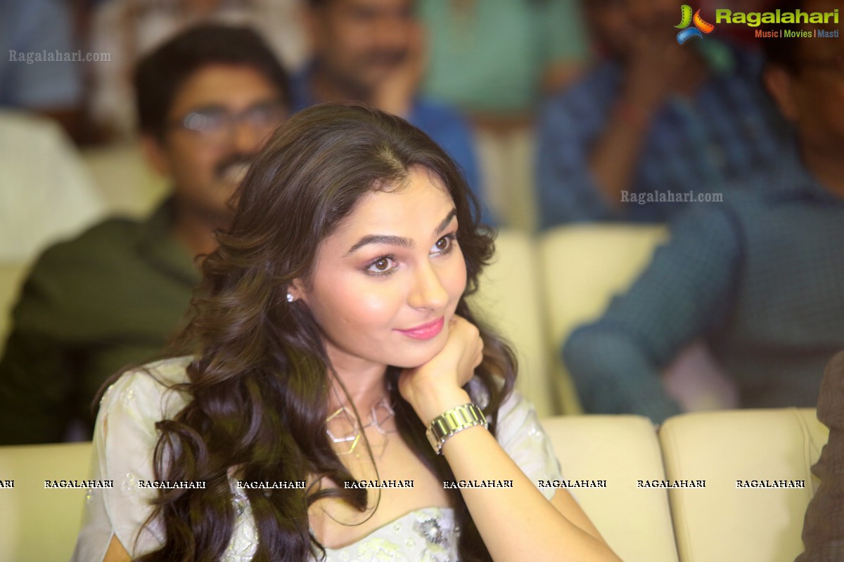 Andrea Jeremiah at Vishwaroopam 2 Audio Launch