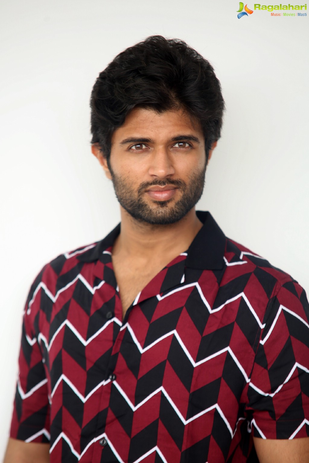 Vijay Deverakonda at Geetha Govindam Inteview