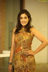 Goodachari Madhu Shalini