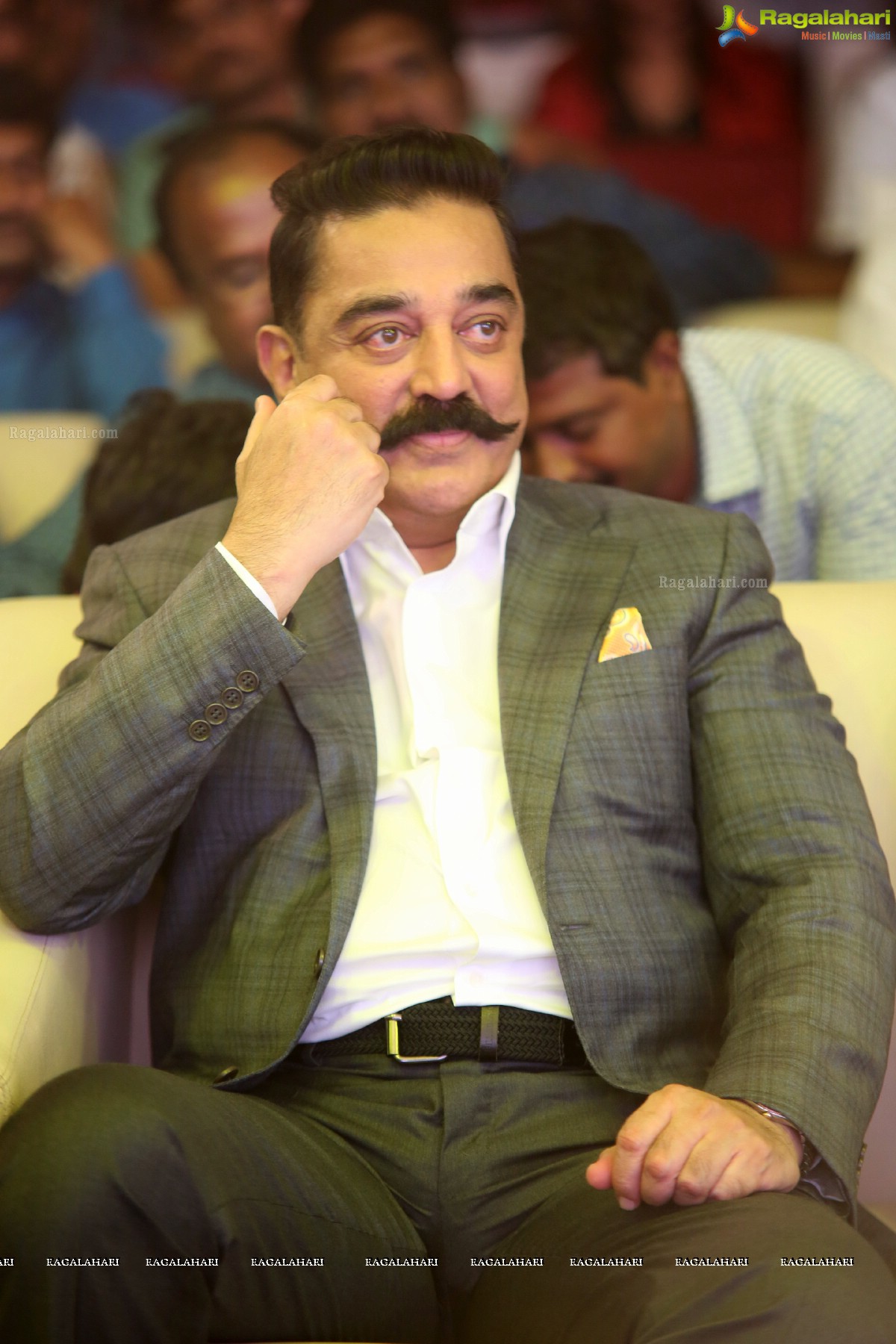 Kamal Haasan at Vishwaroopam 2 Press Meet