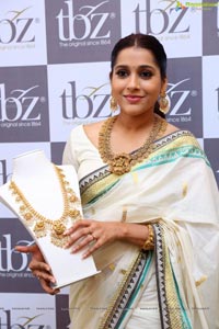 Rashmi Gautam at TBZ New temple Collection Launch