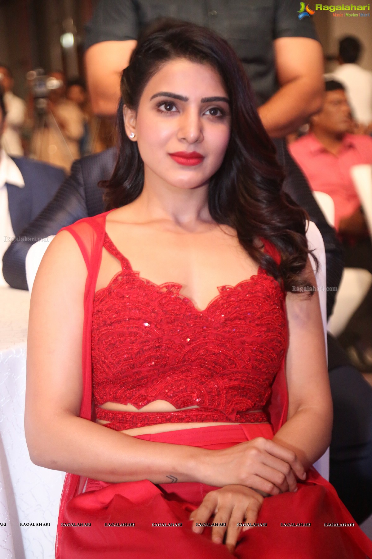 Samantha Akkineni at Big C Press Meet