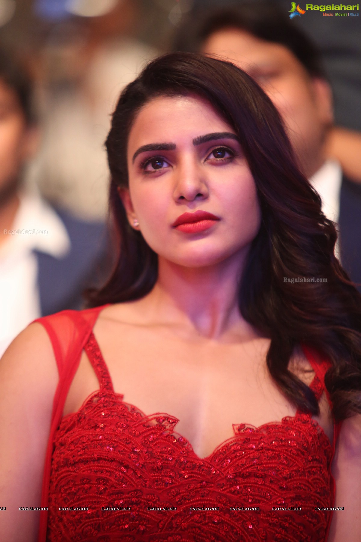 Samantha Akkineni at Big C Press Meet