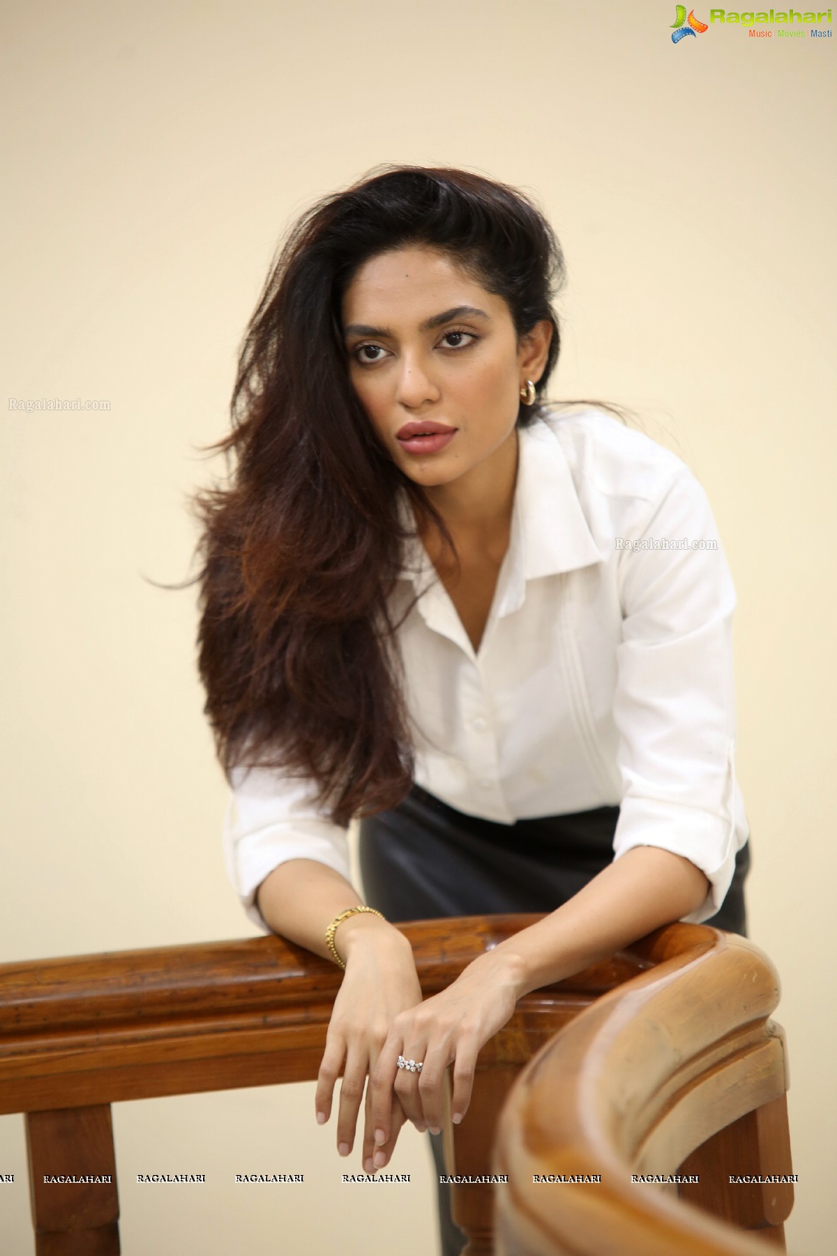 Sobhita Dhulipala at Goodachari Success Meet