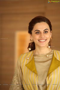 Taapsee Badla Tadka