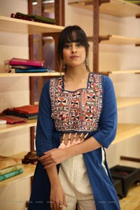 Ameeksha Pawar at Earthica Store Launch