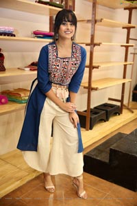 Ameeksha Pawar at Earthica Store Launch