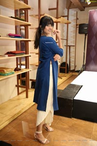 Ameeksha Pawar at Earthica Store Launch