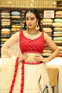 Ameeksha Pawar at Neeru's New Collection Launch