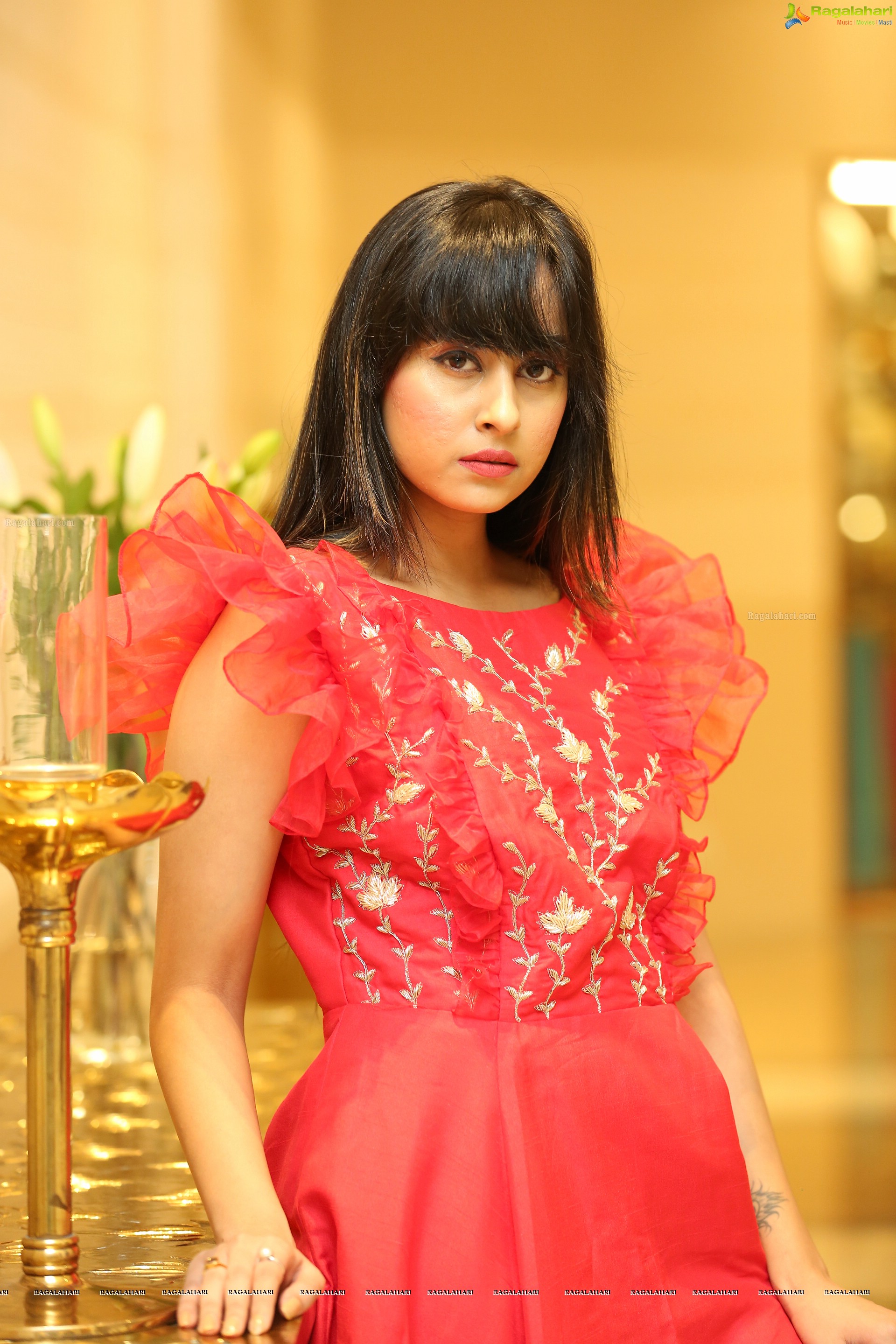 Ameeksha Pawar @ Sutraa Fashion & Lifestyle Expo Curtain Raiser - HD Gallery