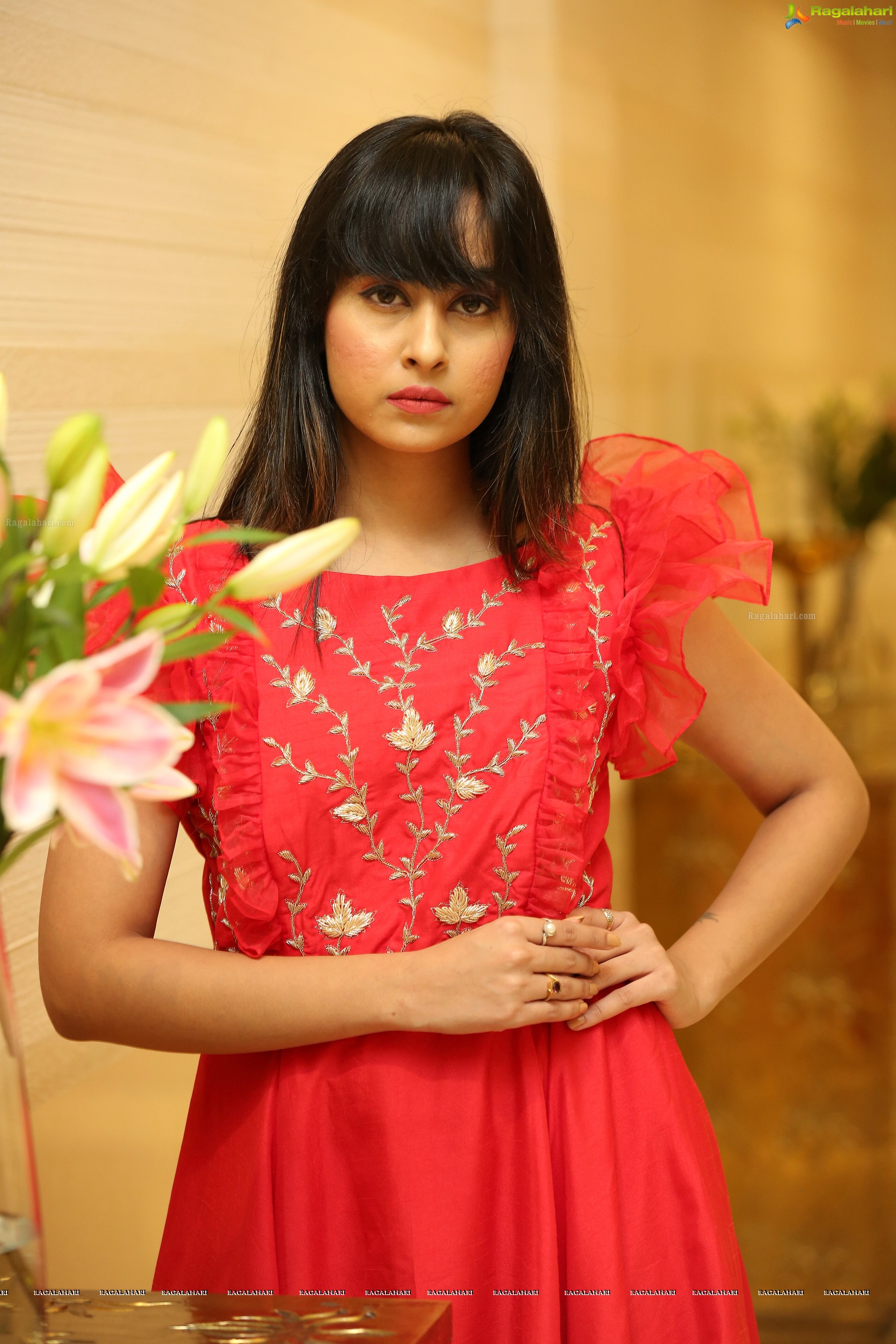 Ameeksha Pawar @ Sutraa Fashion & Lifestyle Expo Curtain Raiser - HD Gallery