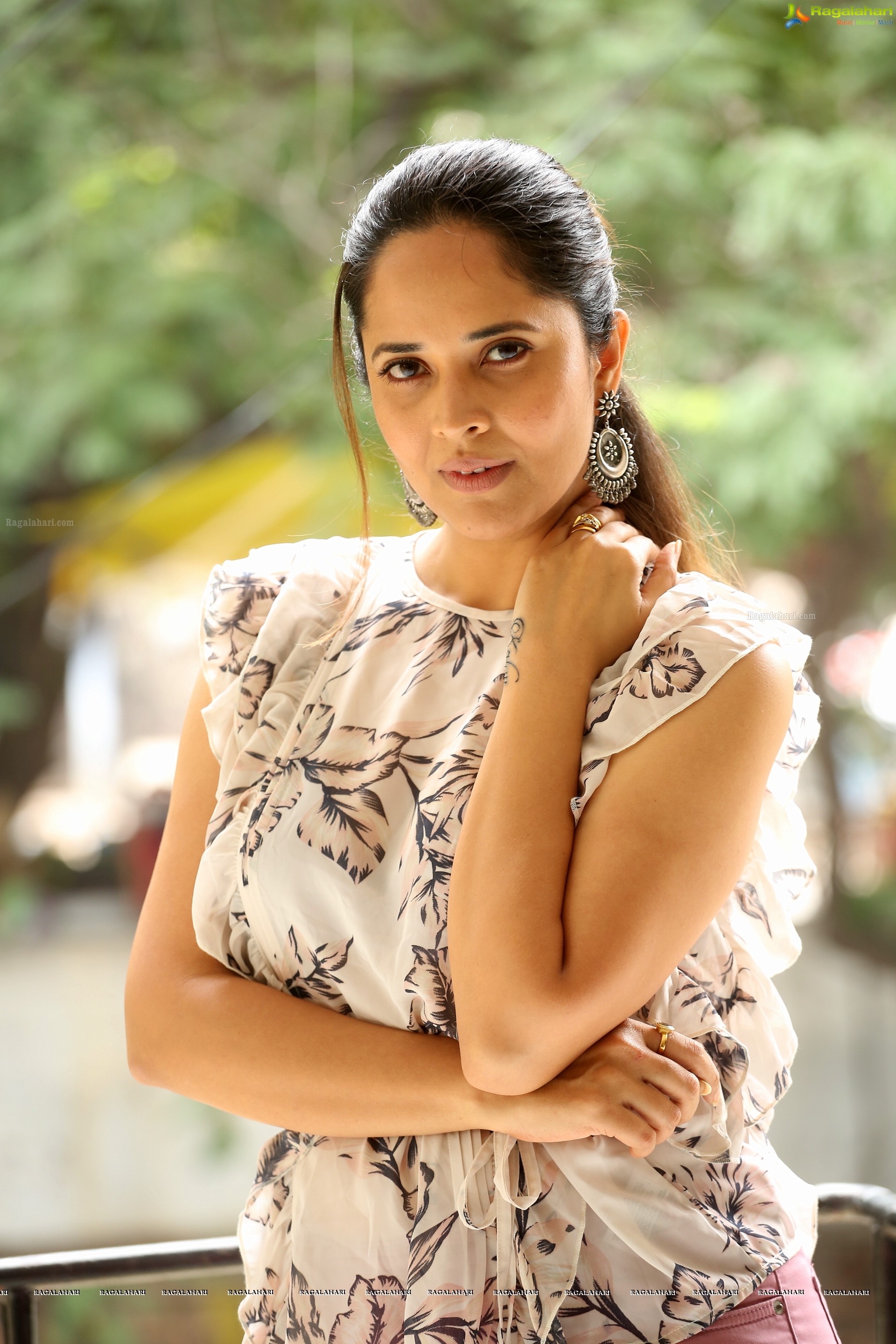 Anasuya Bharadwaj @ Kadhanam Interview - HD Gallery