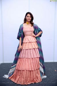 Anasuya Bharadwaj in Handloom Dress