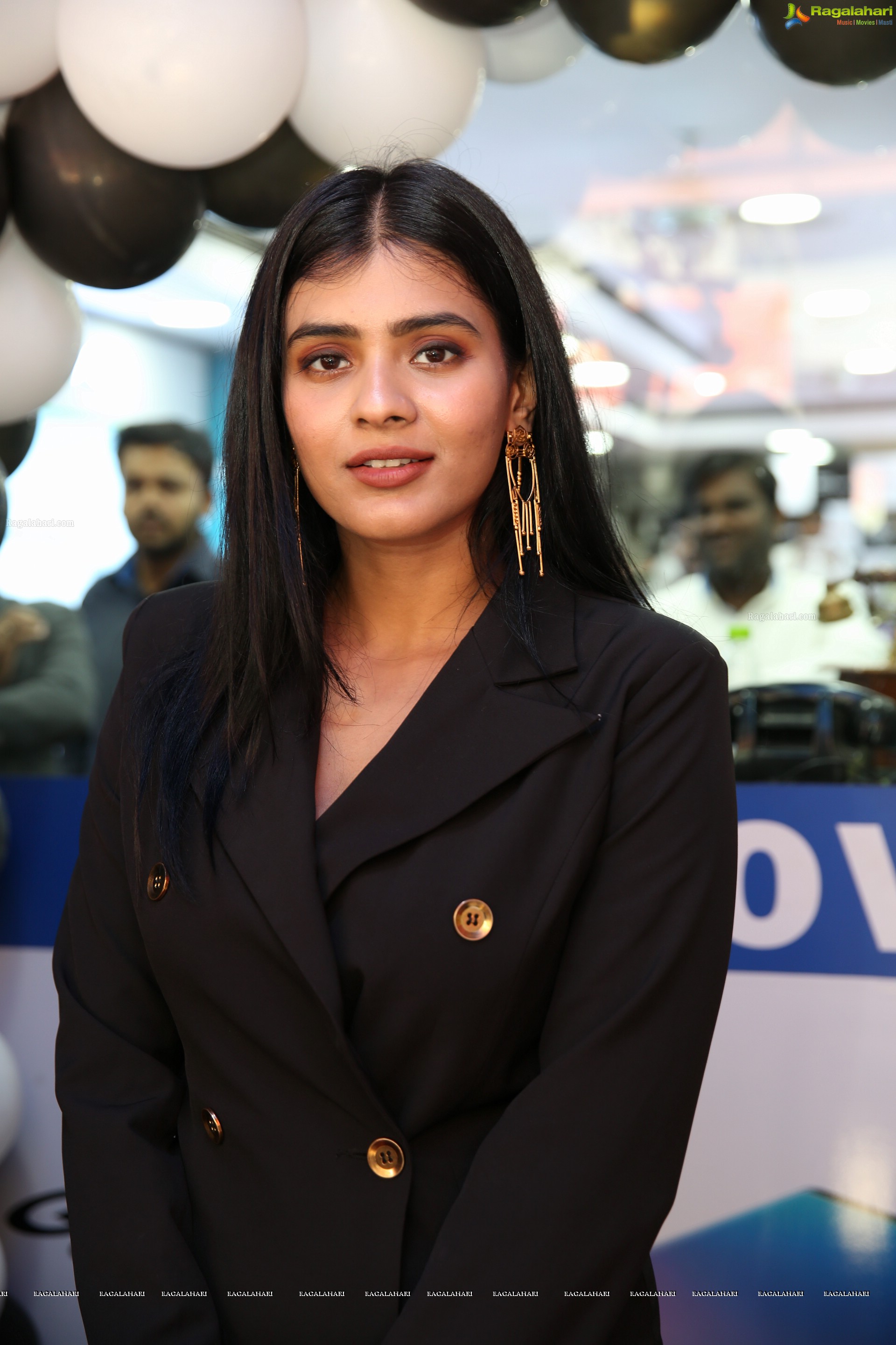 Hebah Patel (High Definition Photos) @ Samsung Galaxy Note 10 Launch