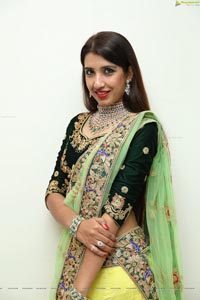 Komal Kalra at Kirtilals Bridal collection Display