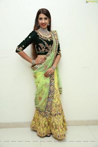 Komal Kalra at Kirtilals Bridal collection Display